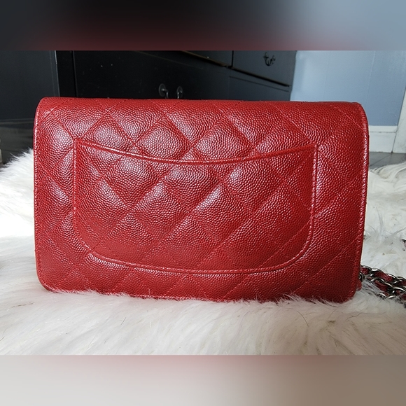 CHANEL Caviar Quilted Wallet On Chain WOC Red - Picture 2 of 9
